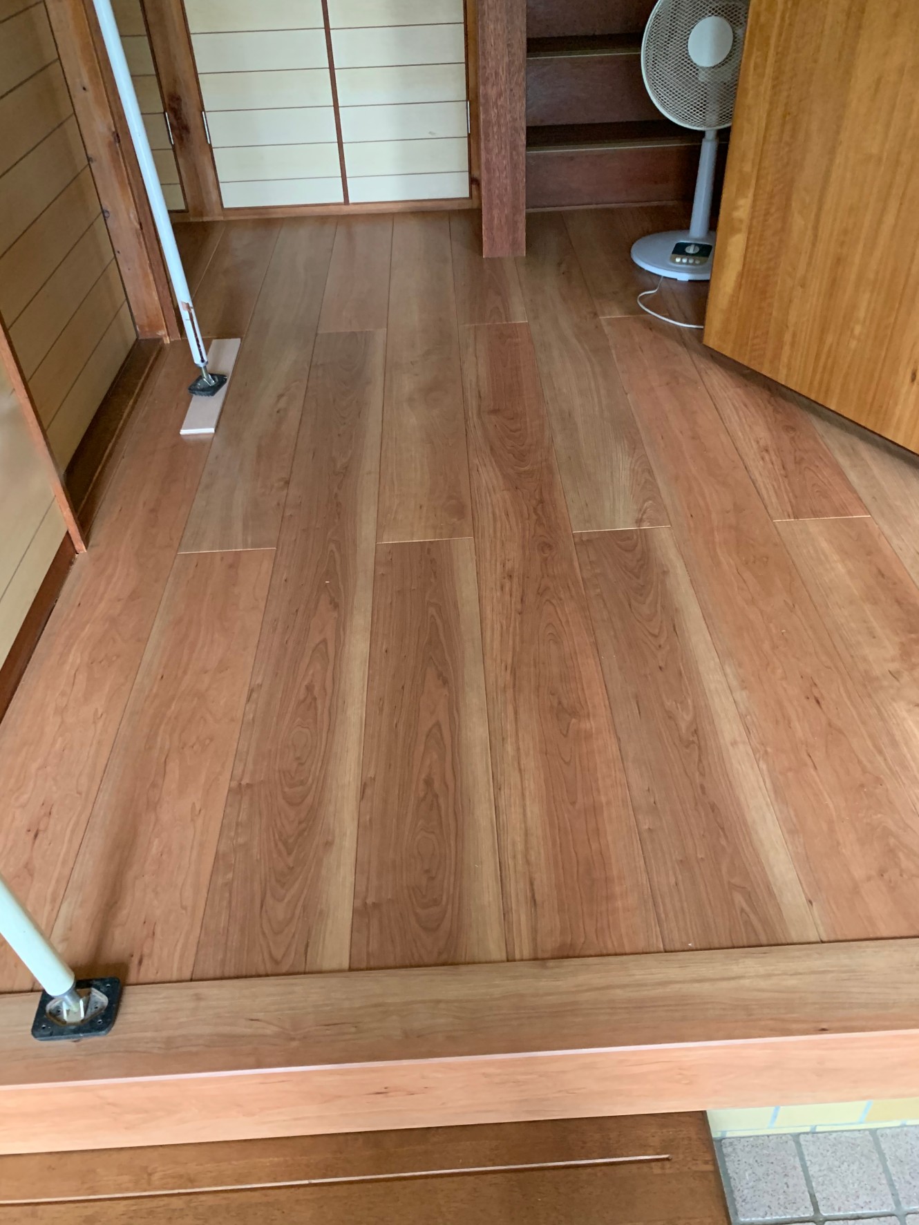 フローリングの貼り替え工事しました✨